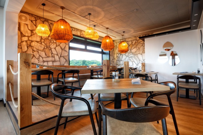 18a1048 Resize Groot