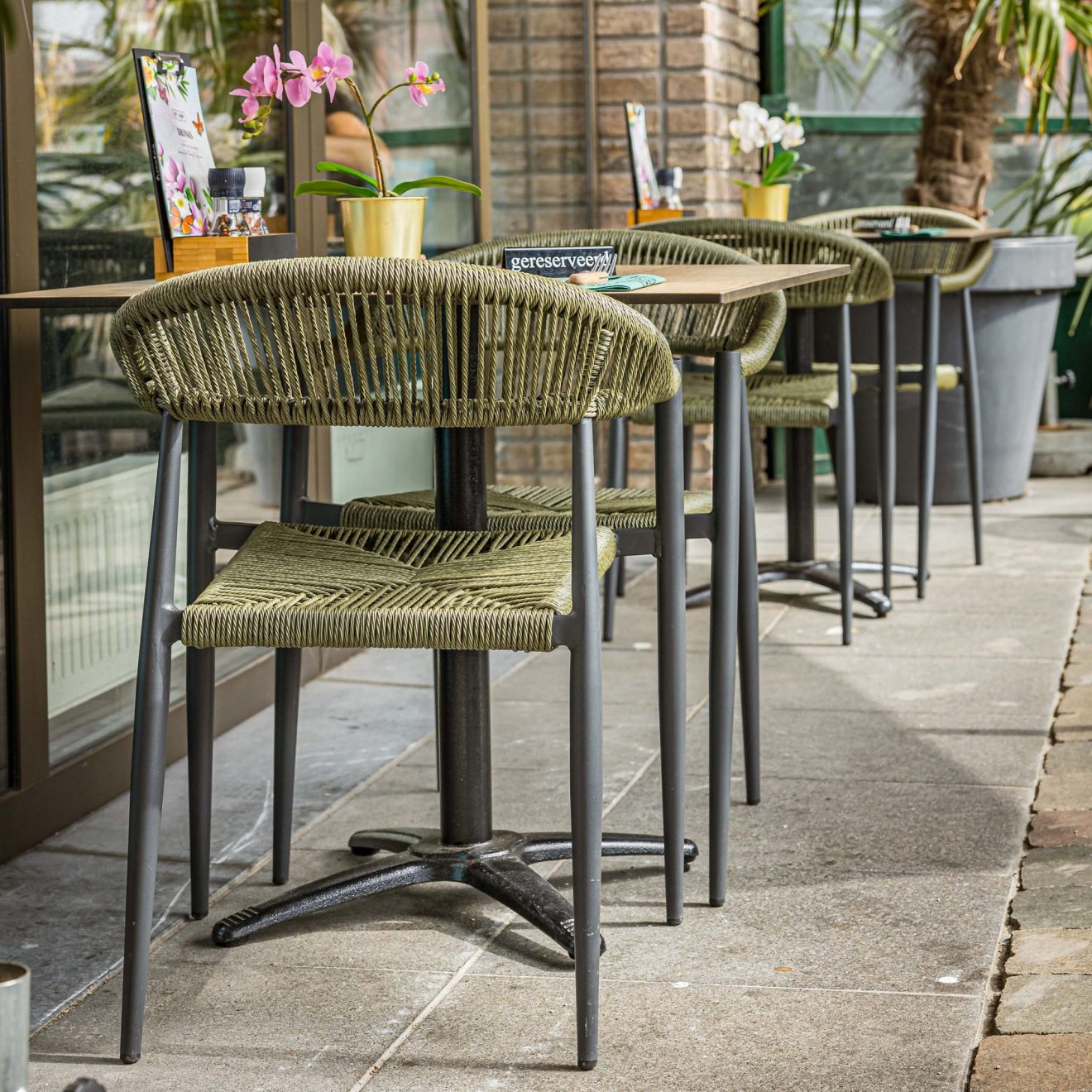 96908640 Terrasstoel Jonah Olive Sfeerhr