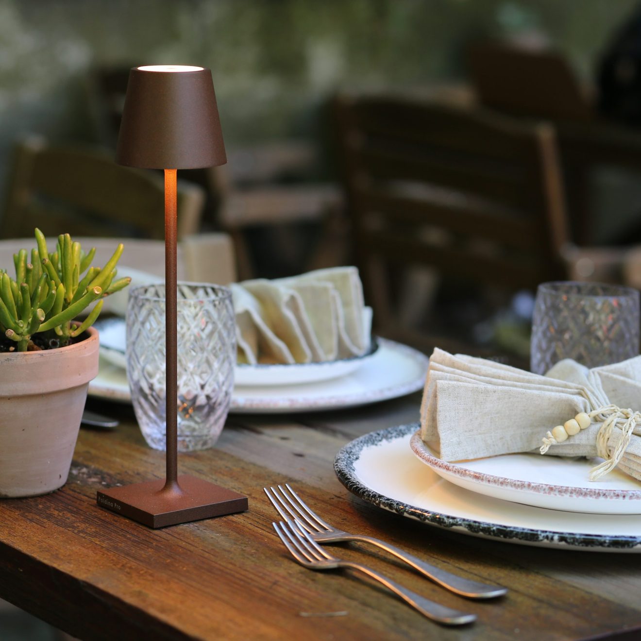 97113440 Tafellamp Poldina Micro Bruin 5hr