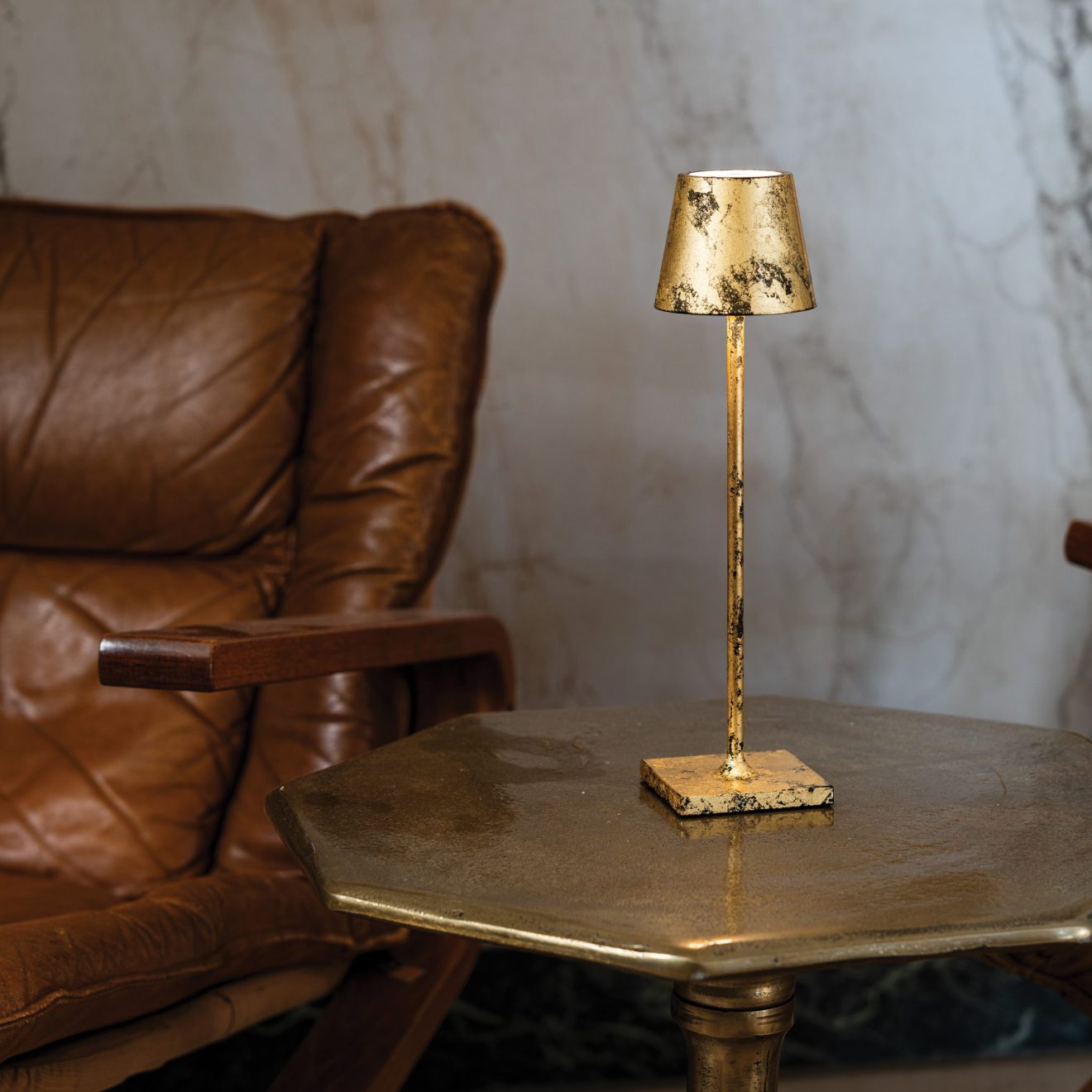 97114600 Tafellamp Poldina Micro Goud Zwart 4hr