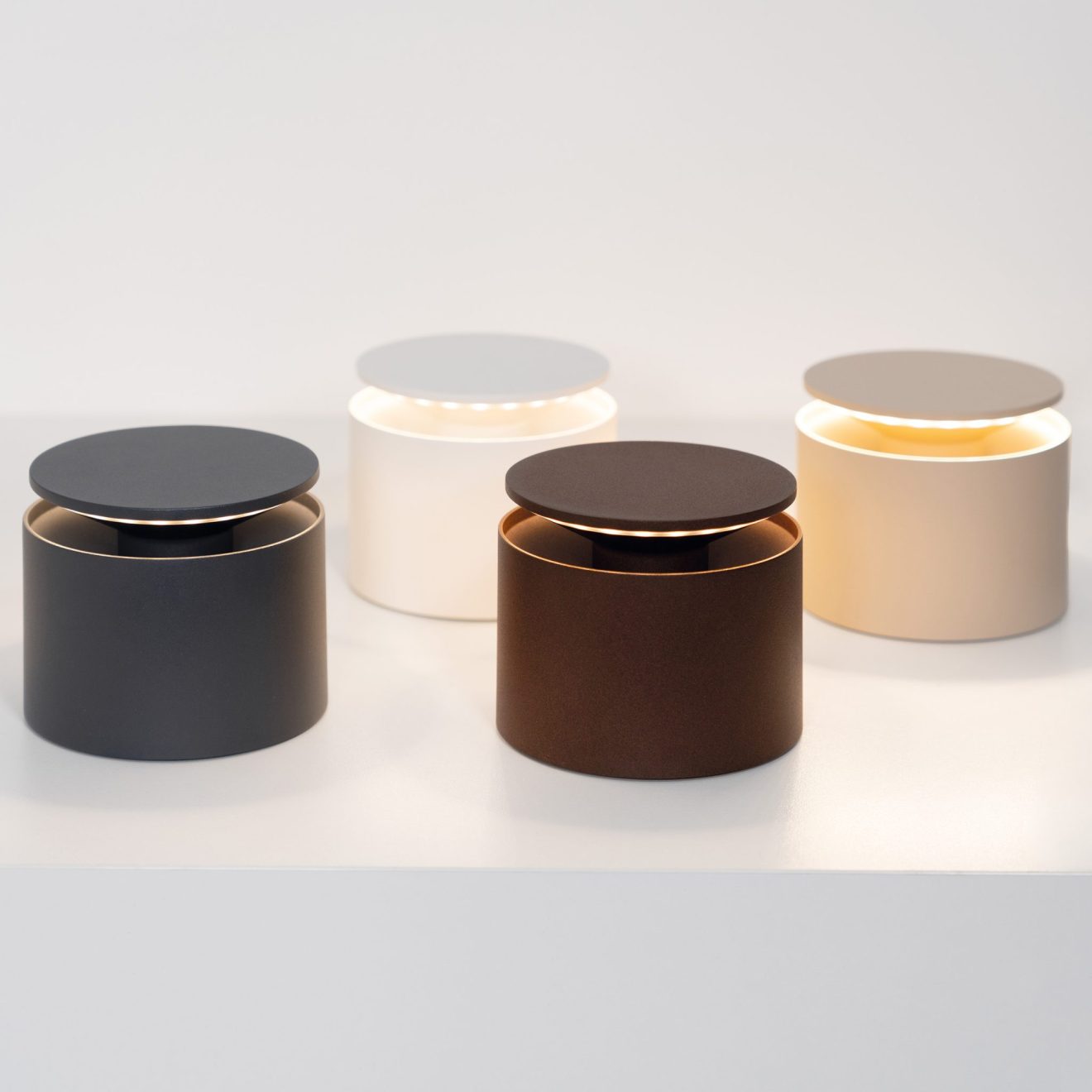 97114720 Tafellamp Push Up Wit Sfeer 1hr