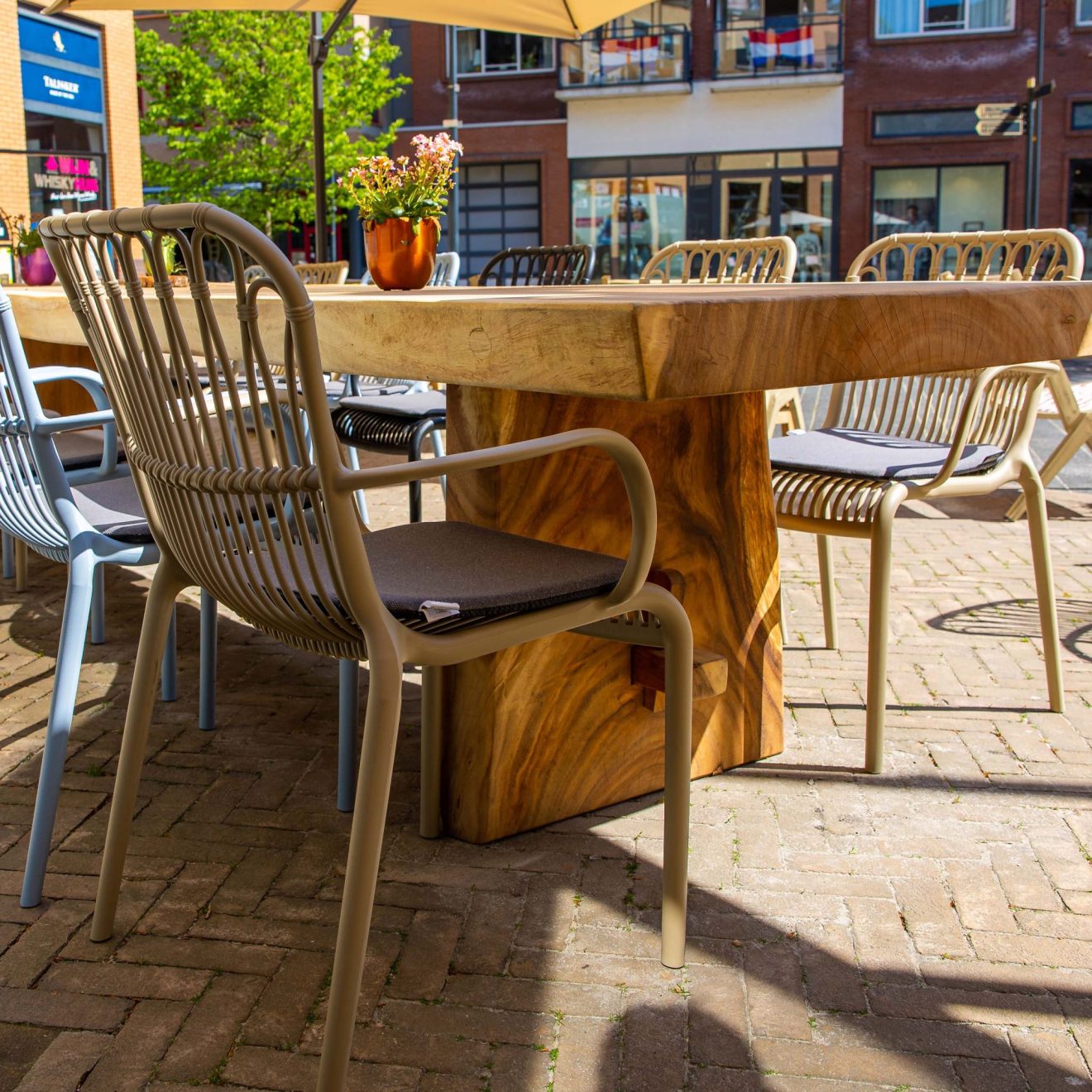 96914000 Terrasstoel Lola Zand 6hr