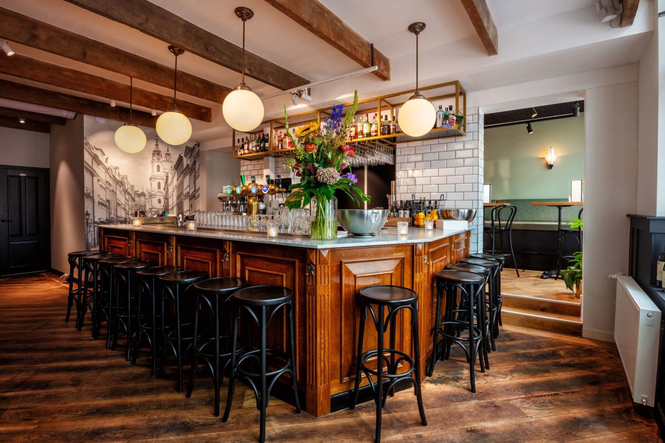 Cafe Brasserie Monastere 4hr