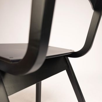 96000710 Stapelstoel Larson Zwart 6hr