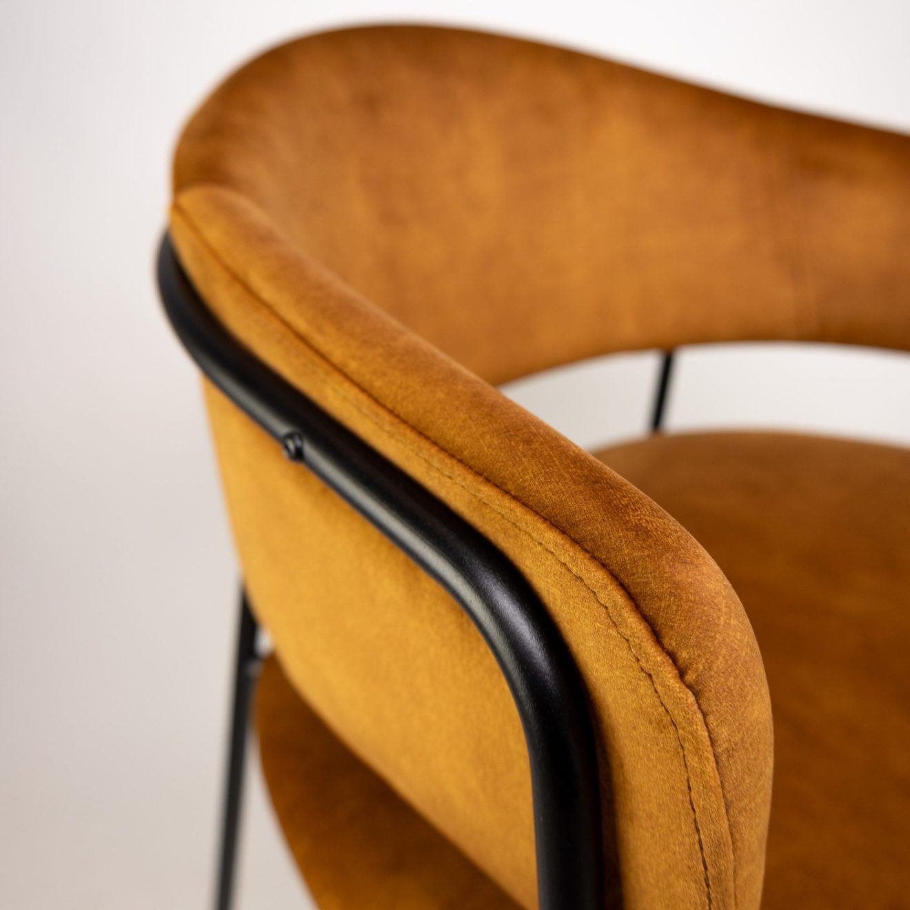 96206110 Barkruk Fayah 5hr