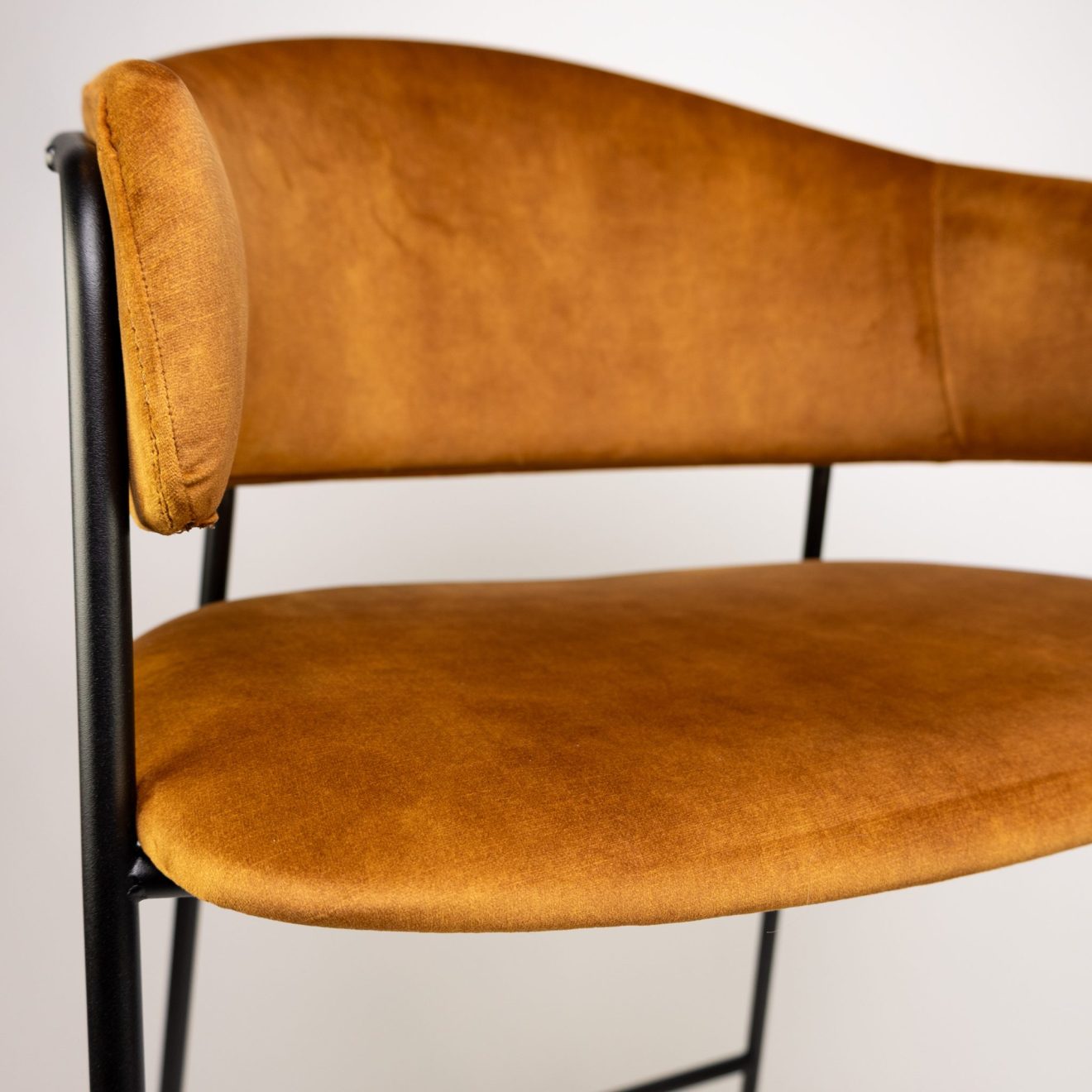 96206110 Barkruk Fayah 6hr