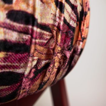 96207130 Barkruk Mokum Printed Purple Red 6hr