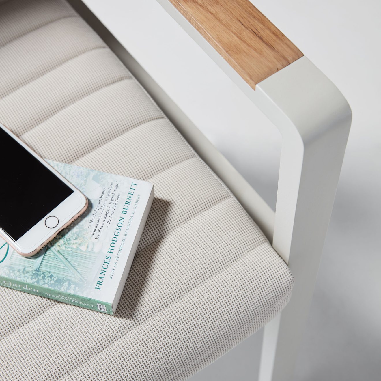 95406630 Nofi Dining Chair Taupe 3hr