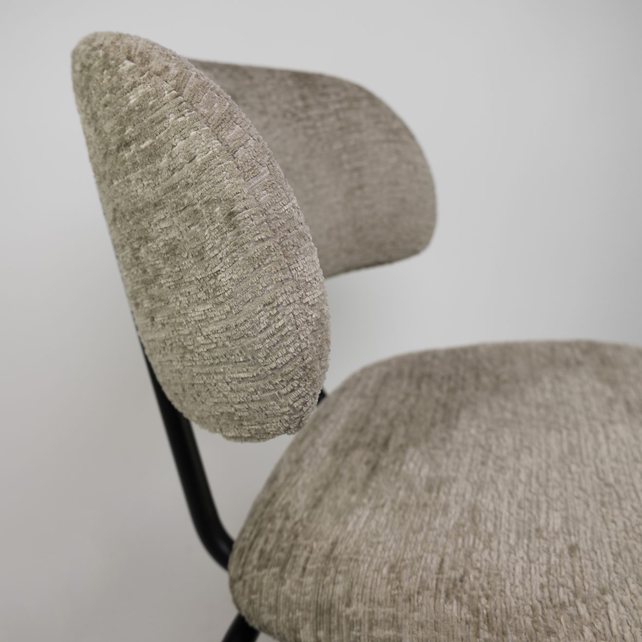 96124890 Milena Stoel Beige 8hr