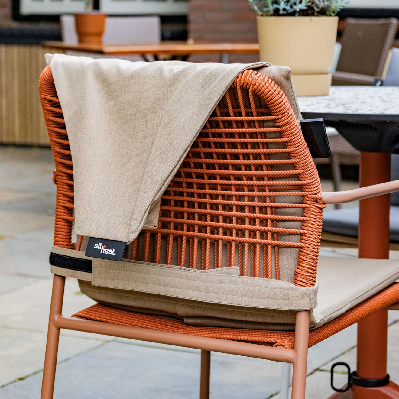 96918060 Sitheat Kussen Berlin Beige Sfeer 3