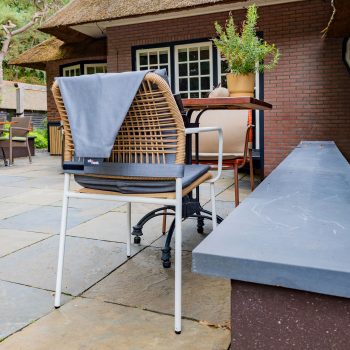 96918070 Sitheat Kussen Berlin Antraciet Sfeer 1