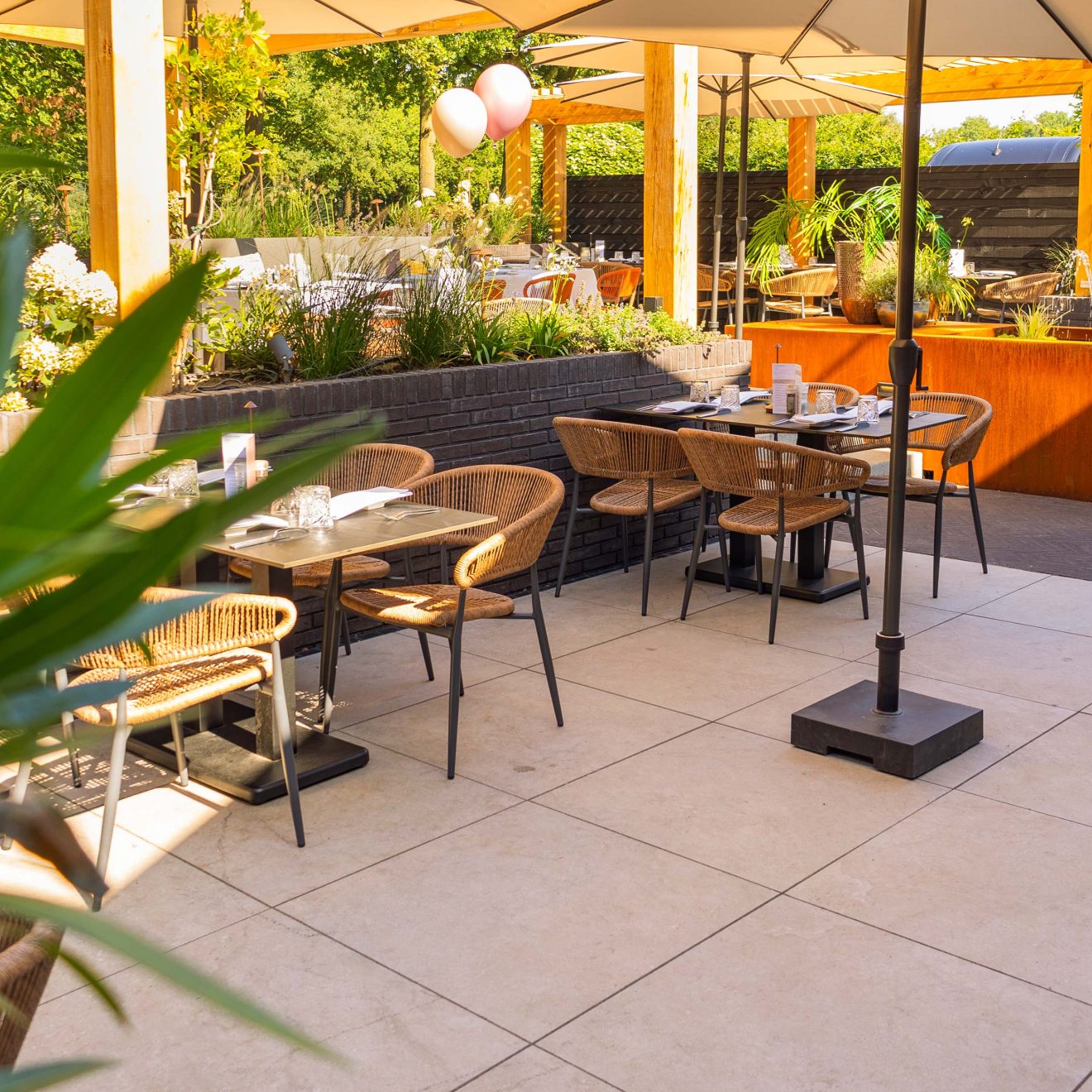 Bowen Onderstel Zwart Sfeer Hr