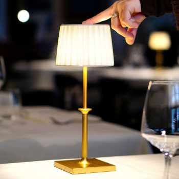 97116770 Poldina Tafellamp Classic Goud Ecru 3hr