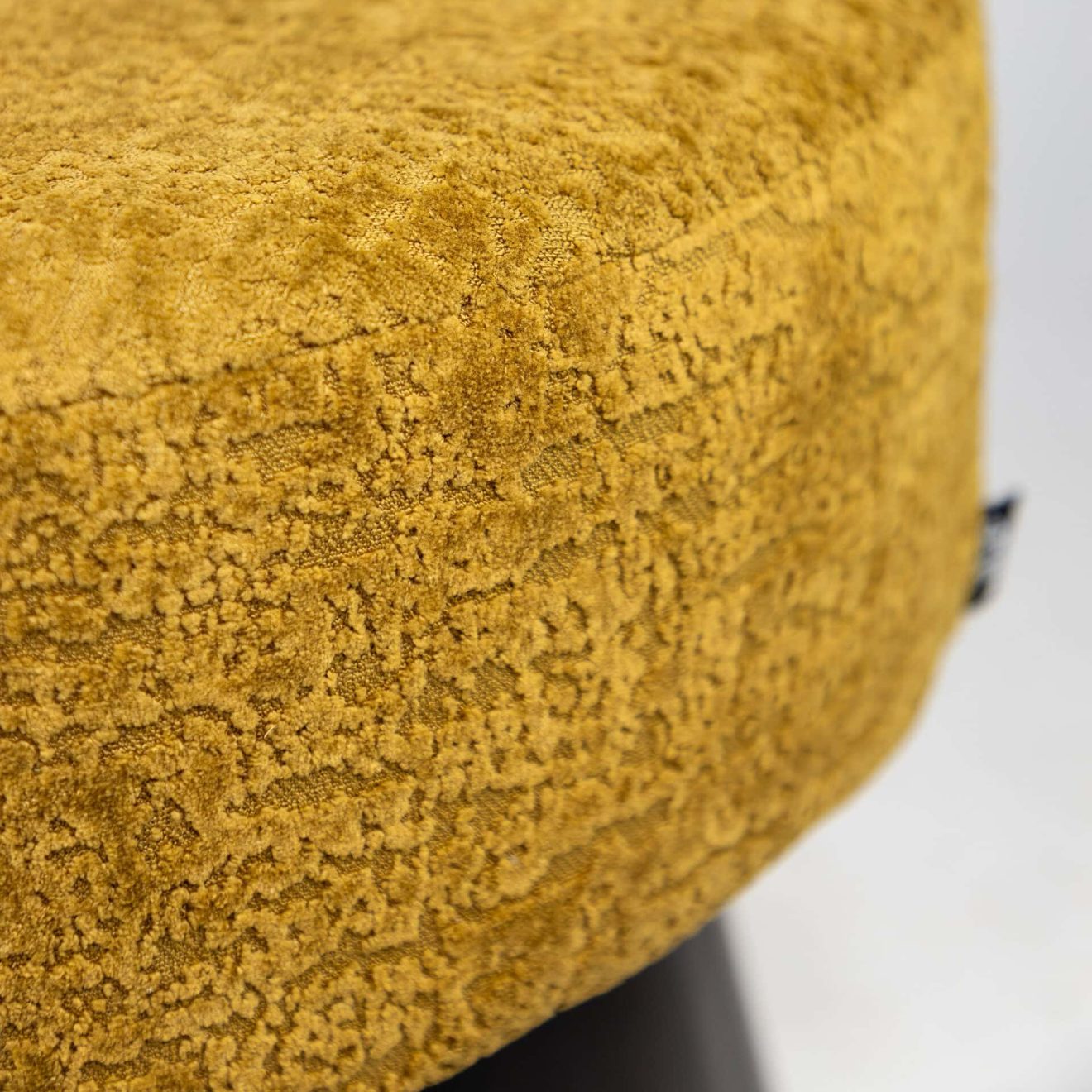 96518680 Brut Pouf 5hr