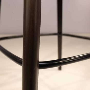 96207710 Loraine Barkruk Cognac 7hr