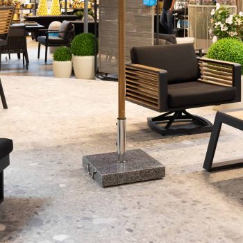 96953560 Parasolvoet Graniet 40kg Sfeer 2