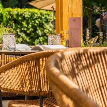 96910390 Terrasstoel Jacco Naturel Sfeer 1