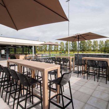 96992180 Terrasbarkruk Air Zwart Sfeer 1