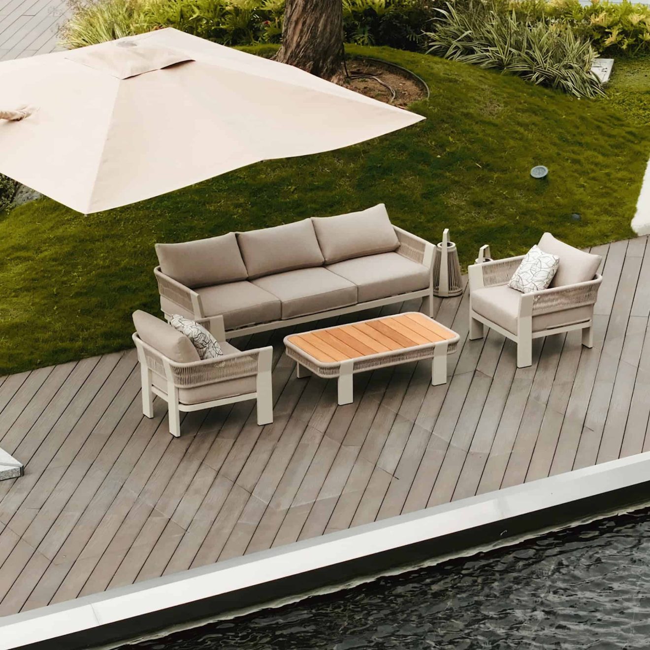 Borromeo Lounge Taupe Sfeer 5