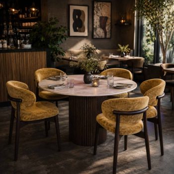 96415180 Bolzano Eettafel ø130 Donker Marmer Travertine Sfeer 1