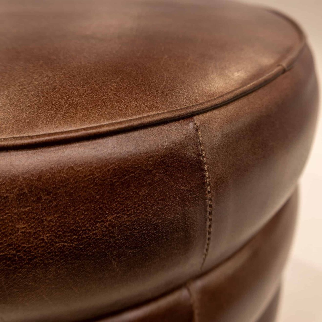 96520560 Barrel Hocker Cognac Leder 5hr