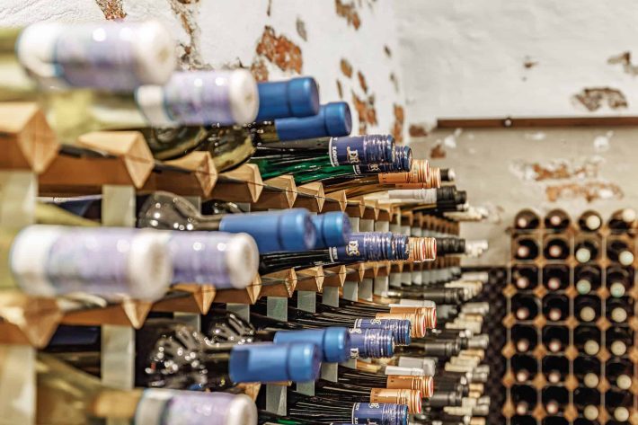 (c)fotografie Mike Rikken Bedrijfsfotograaf Kaja Rijssen Xalu Deventer Wine & Food Bar Hr 6724 Kopie